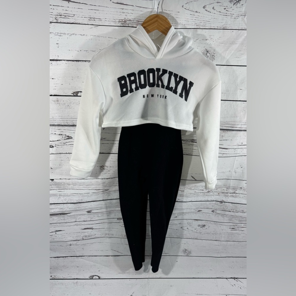 Brooklyn New York White Crop Hoodie and Black Leggings Set Girls Size Large/10